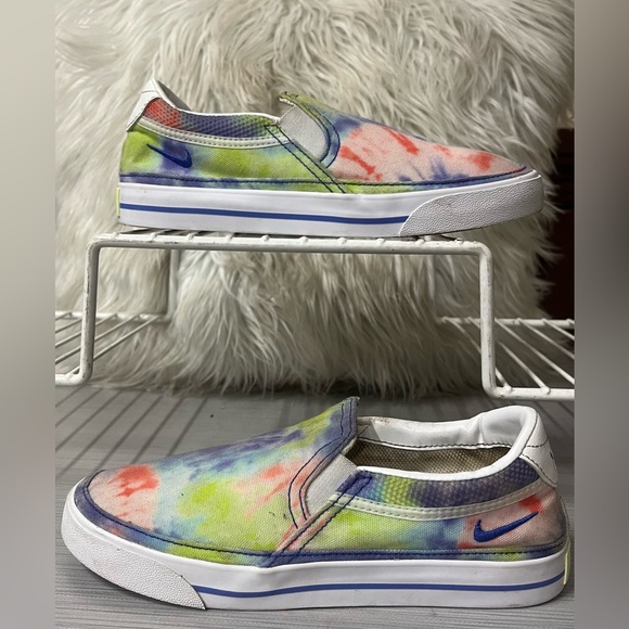 Nike slip-on sneakers - Picture 2 of 6